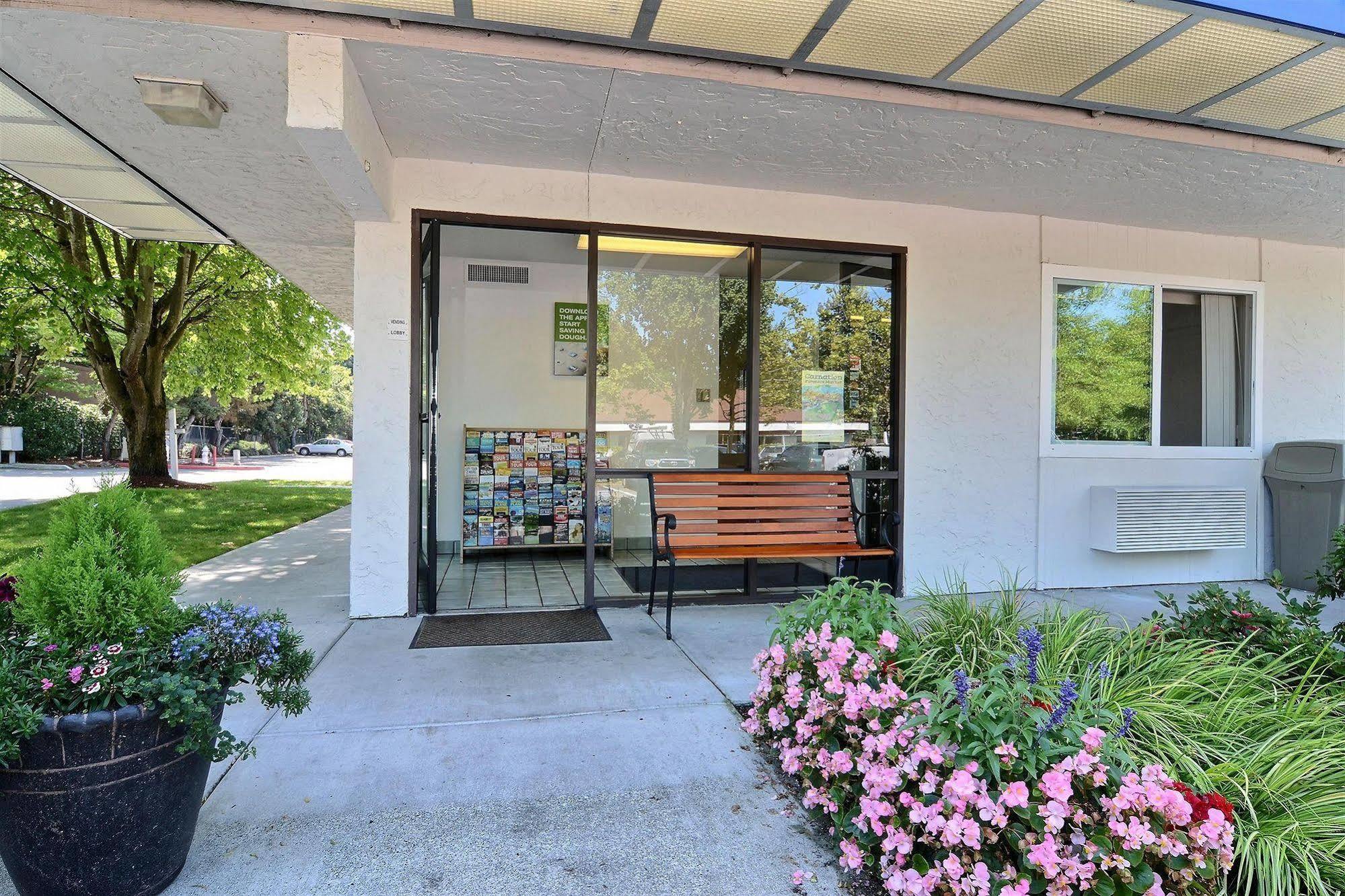 Motel 6-Issaquah, Wa - Seattle - East Exterior foto